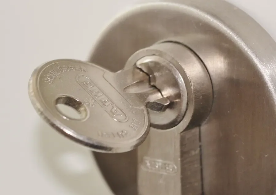 Key inserted in a door lock cylinder – when the key turns but your uPVC door won't open in Castleford, Locksmith Castleford guide